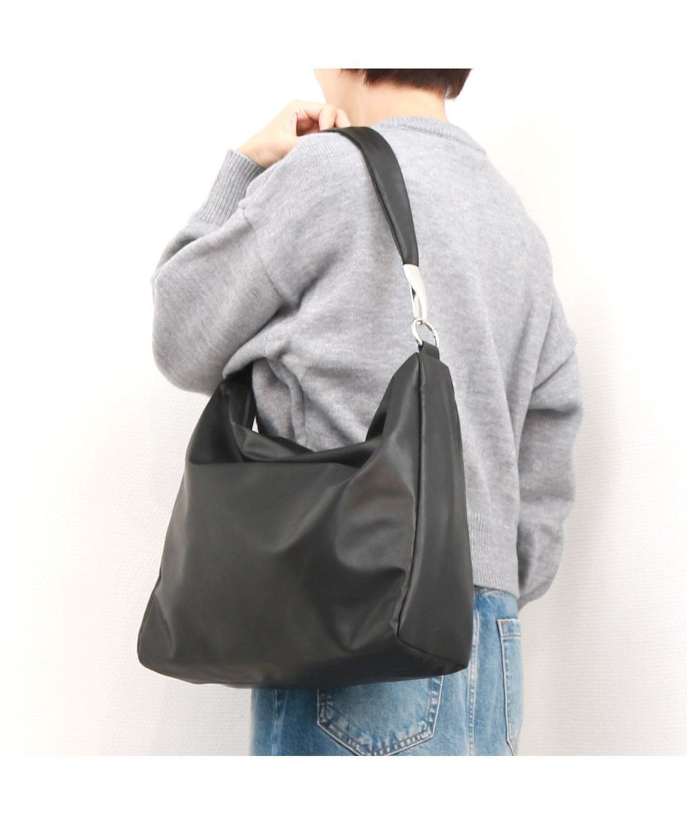 UNBILLION カシュカシュ cachecache / ソフト合皮スクエアホーボーショルダーバッグ 