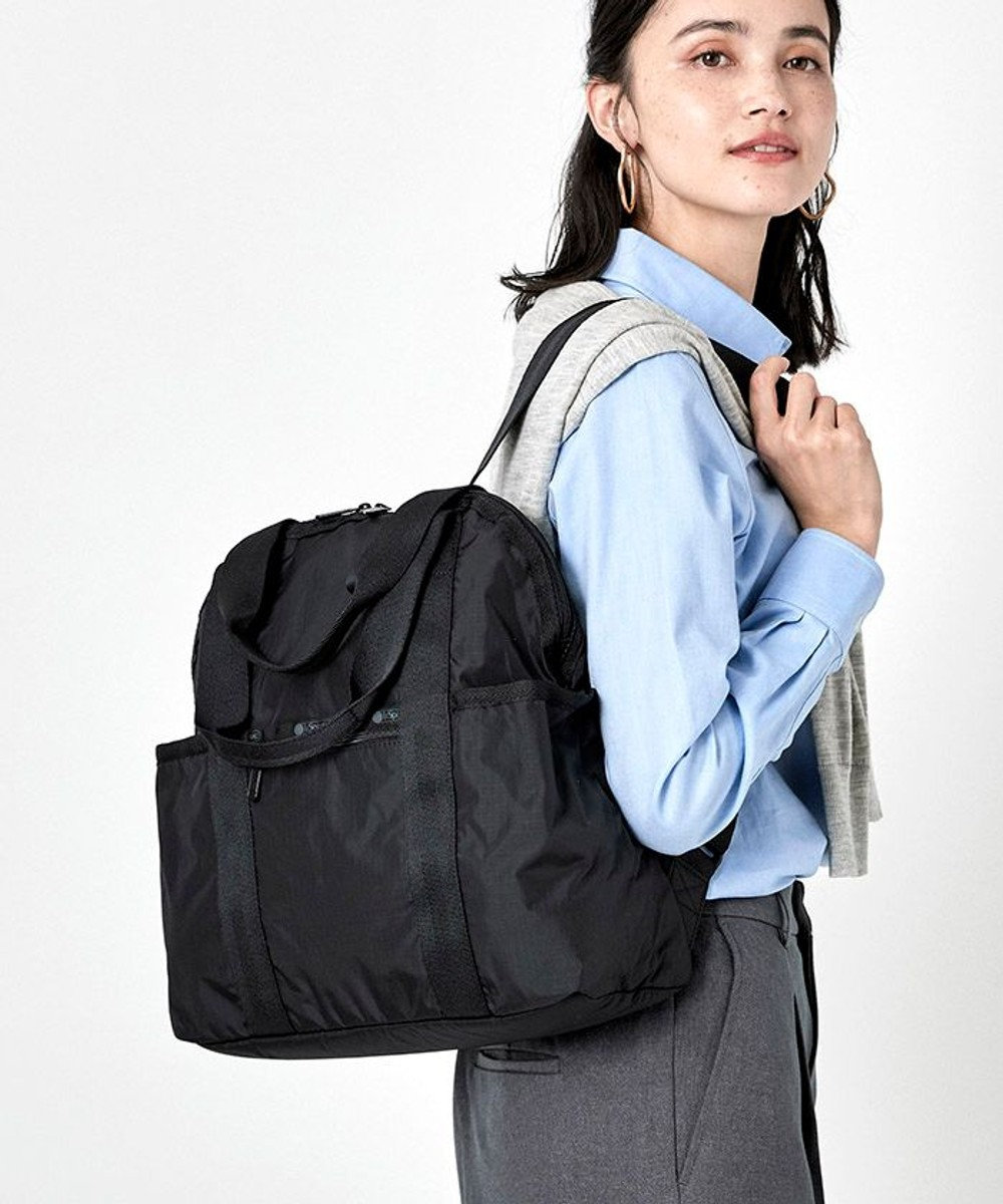DOUBLE TROUBLE BACKPACK/リサイクルドブラックJP / LeSportsac