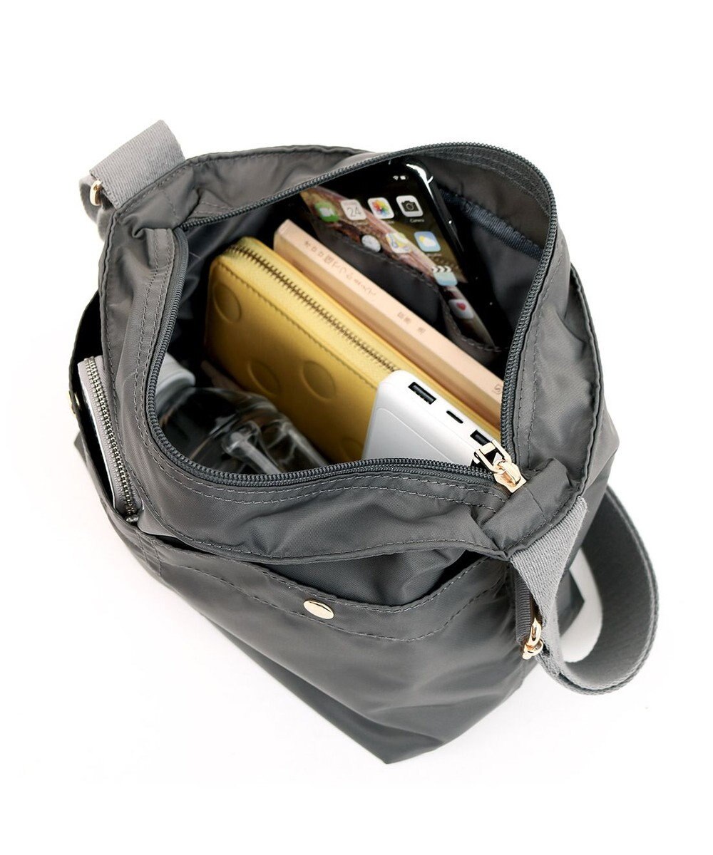 UNBILLION カシュカシュ cachecache / 舟型ナイロンショルダー 