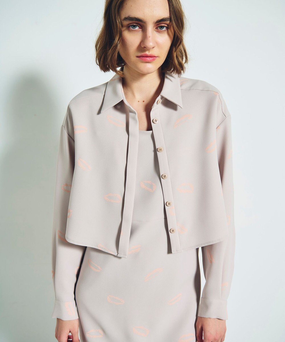 GRACE CONTINENTAL リップモチーフショートシャツ 