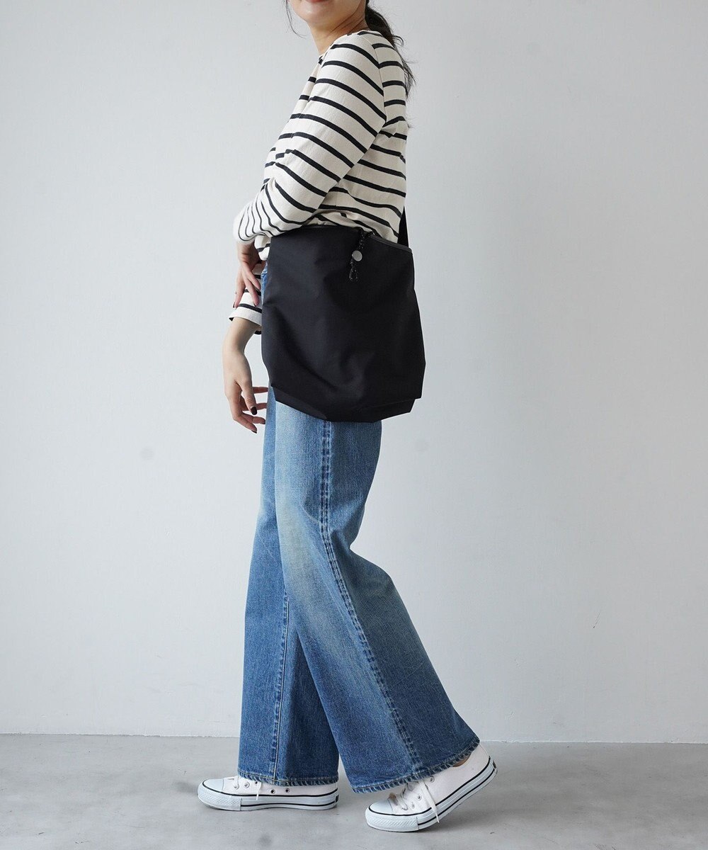 LIVERAL NAKI L ショルダーバッグ 