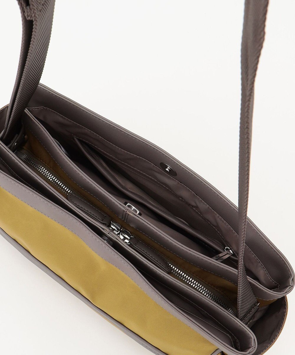 Y'SACCS トラベル ホライズンショルダー 