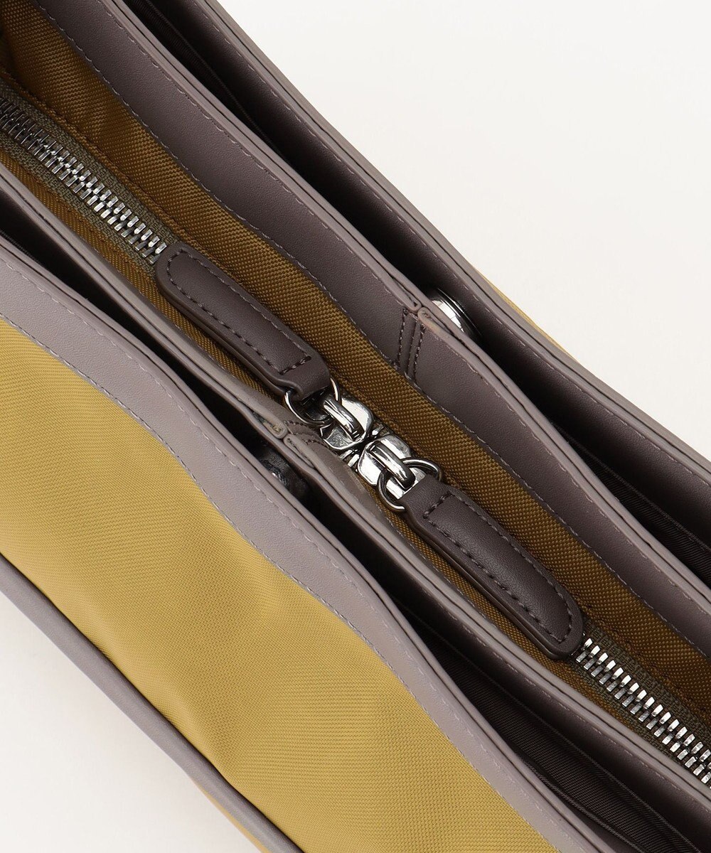 Y'SACCS トラベル ホライズンショルダー 