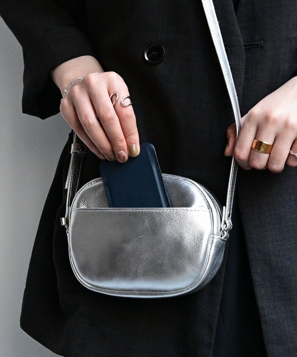 blancle メタリックレザー ラウンドショルダー 