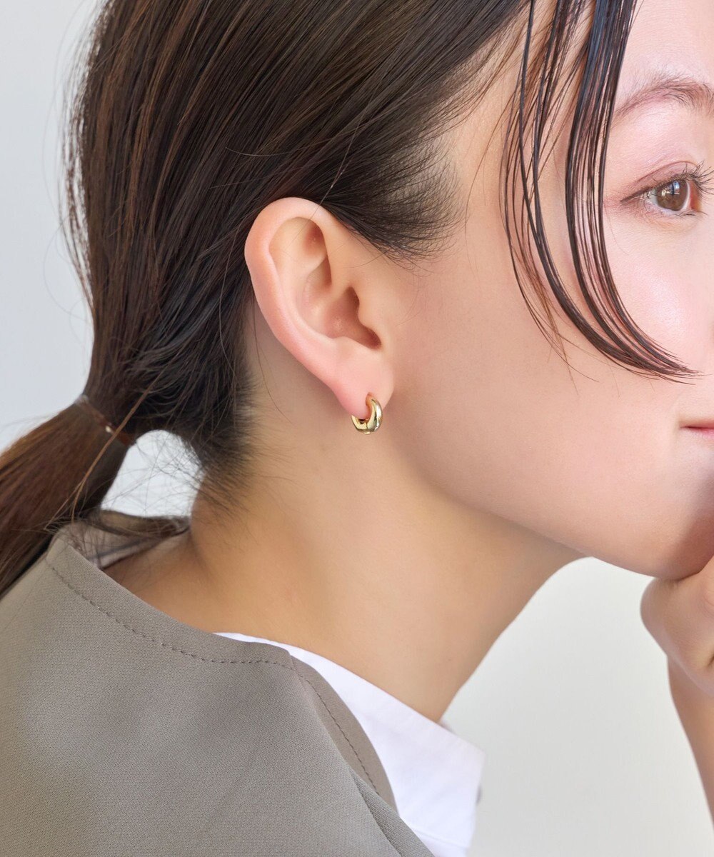 Phoebe 【金属アレルギー対応】シンプルフープスナップイヤリング　ゴールド 