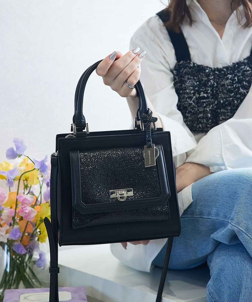 style code 【MERCURYDUO/マーキュリーデュオ】メタリッククラック調型押し フラップハンドバッグ 