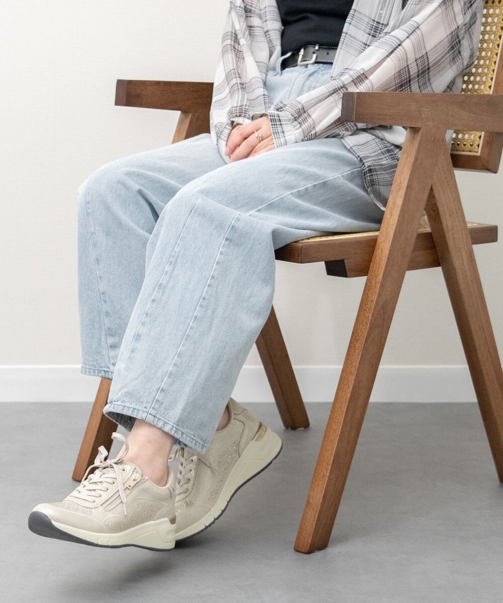 Bridget Birkin 【Round About】ラインストーンサイドジップスニーカー 