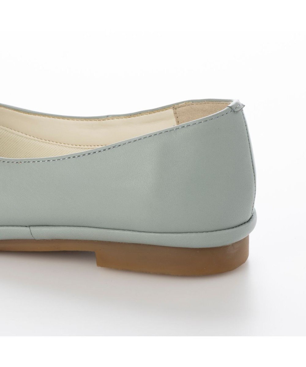 ing <ing>【サスティナブルシリーズ】Vカットフラットパンプス 