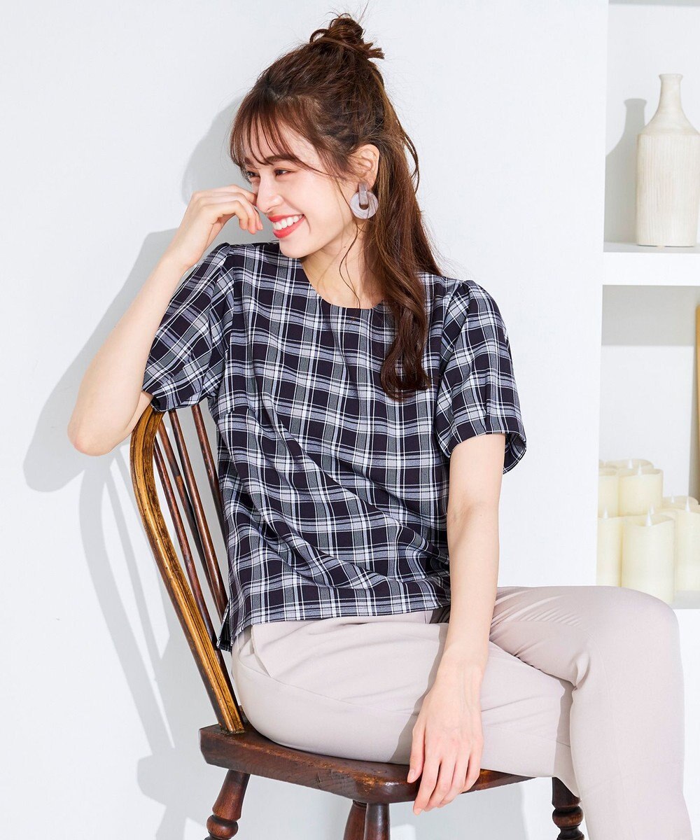 Tiaclasse 【洗える】美脚効果の高いスリットテーパードパンツ 