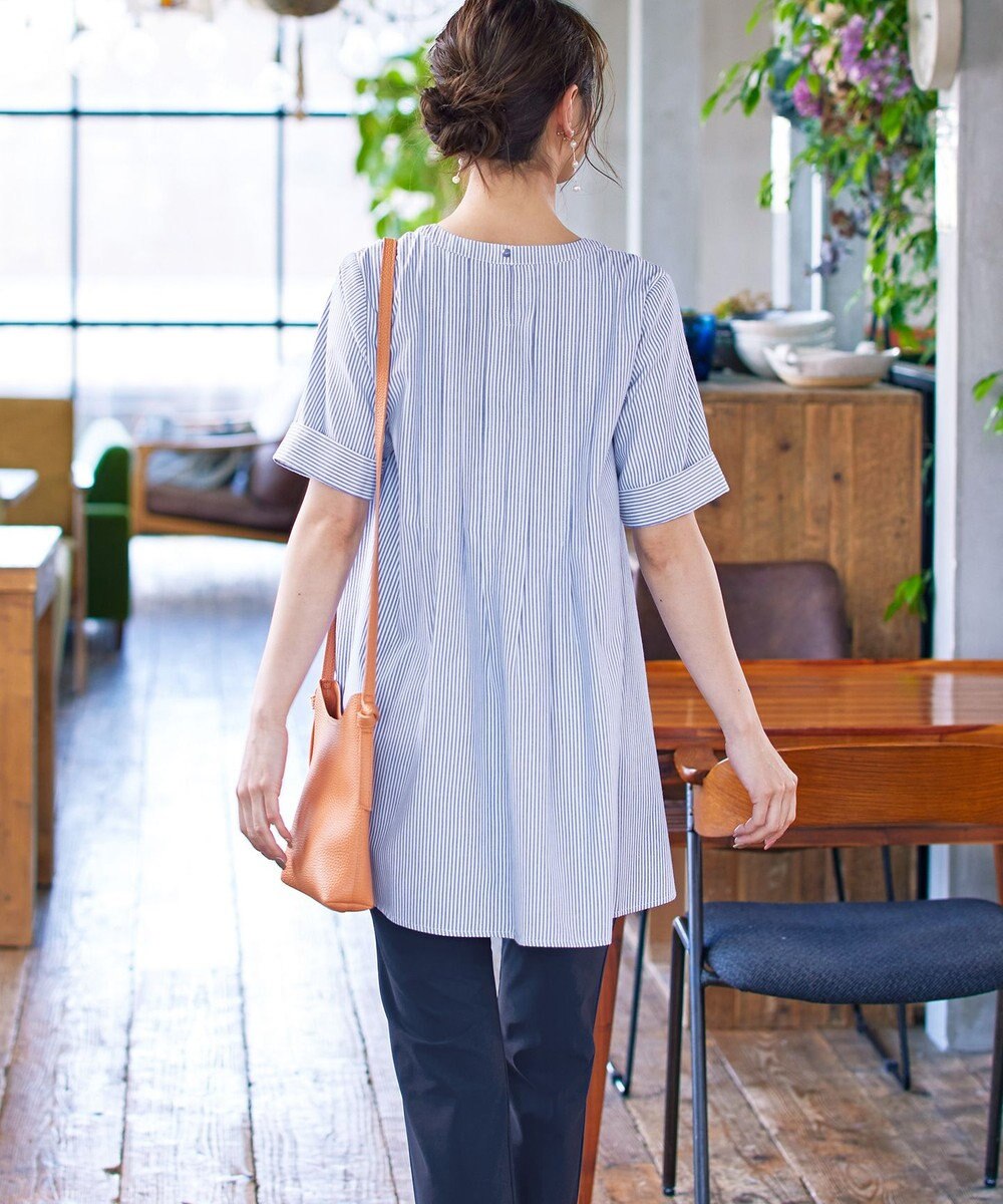 Tiaclasse L 【洗える】バックピンタックフレアチュニックブラウス 