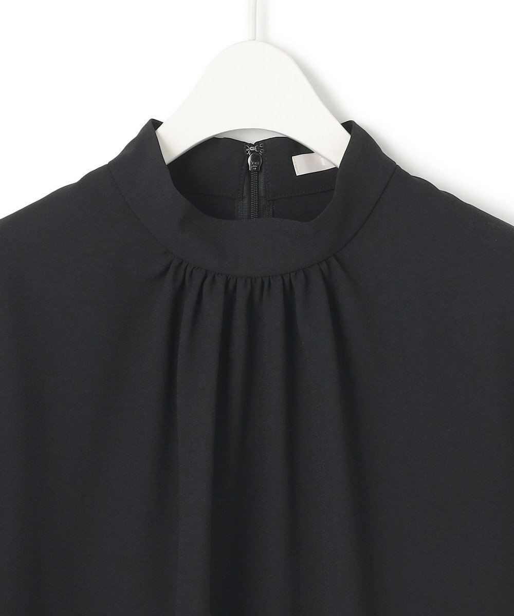 ICB L 【洗える】ストレッチジョーゼット ハイネックブラウス 