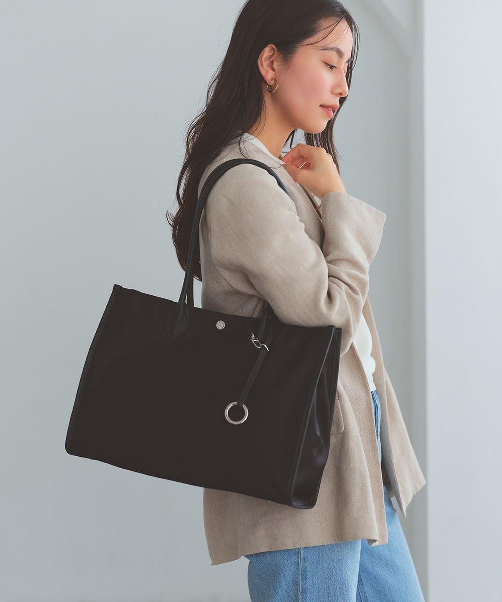 TOPKAPI 【Breath TOPKAPI】PRIM プリム ナイロン スクエア トートバッグ チャーム付き　A4 / 軽量 