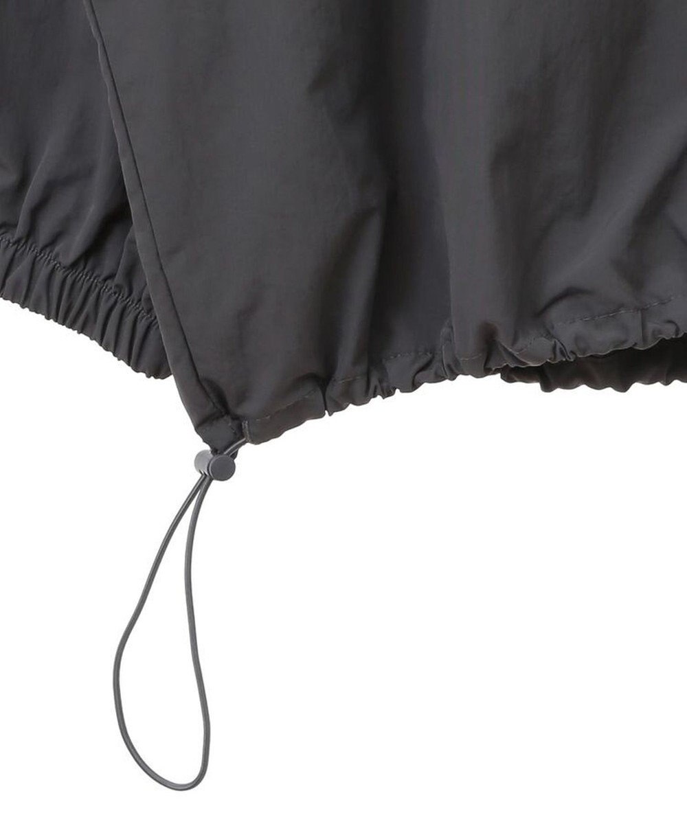 Green Parks ナイロンロゴＶネックプルオーバー 