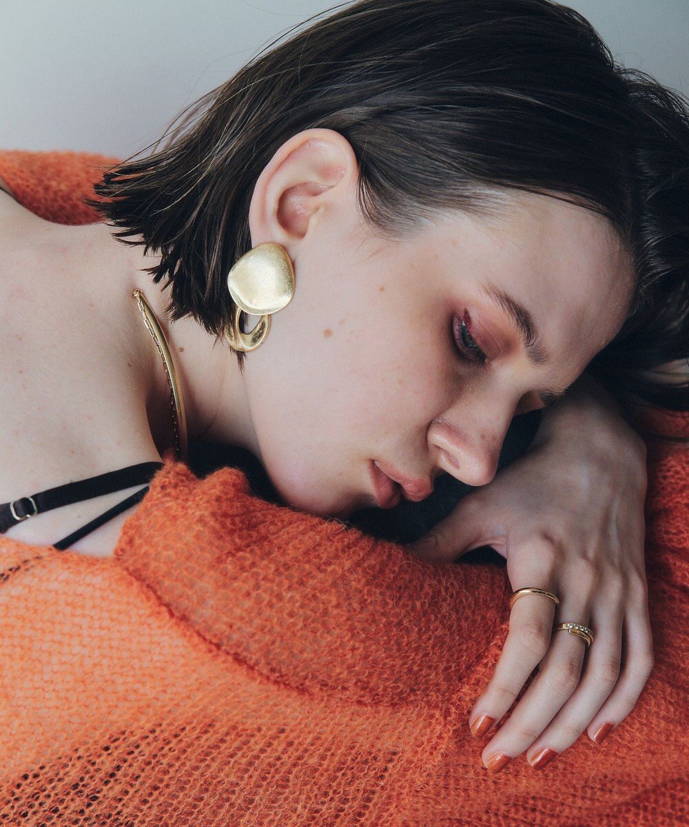 YECCA VECCA メタルプレートスイングピアス 