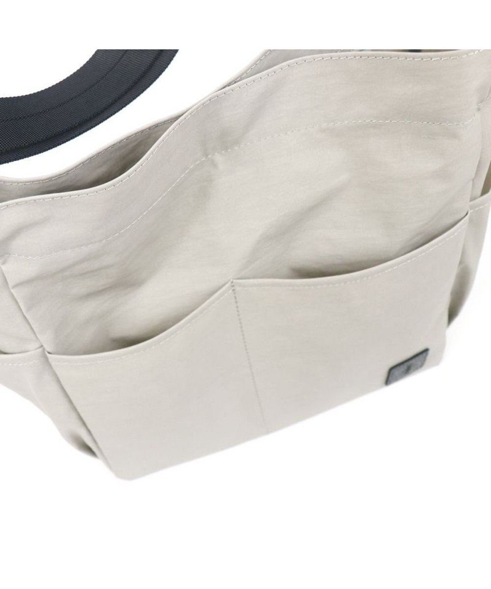 Regalo Felice 【水や汚れに強い / 超軽量】ショルダー / REGALO 