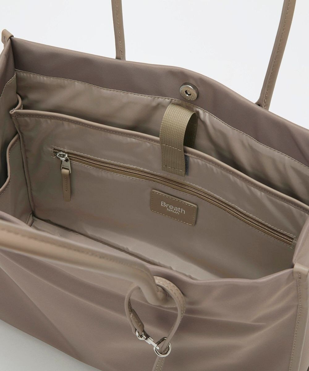 TOPKAPI 【Breath TOPKAPI】PRIM プリム ナイロン スクエア トートバッグ チャーム付き　A4 / 軽量 