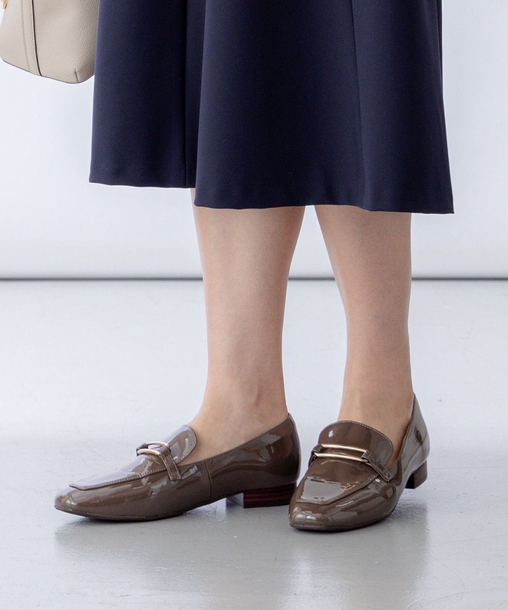 組曲 スクエアトゥローファー 