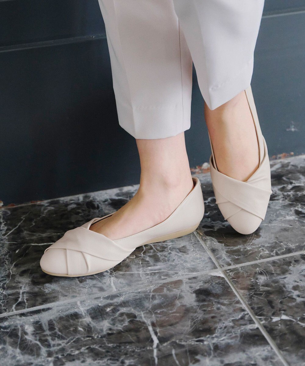 Tiaclasse 【安田美沙子さん/小倉優子さん着用】捻りデザインパンプス 