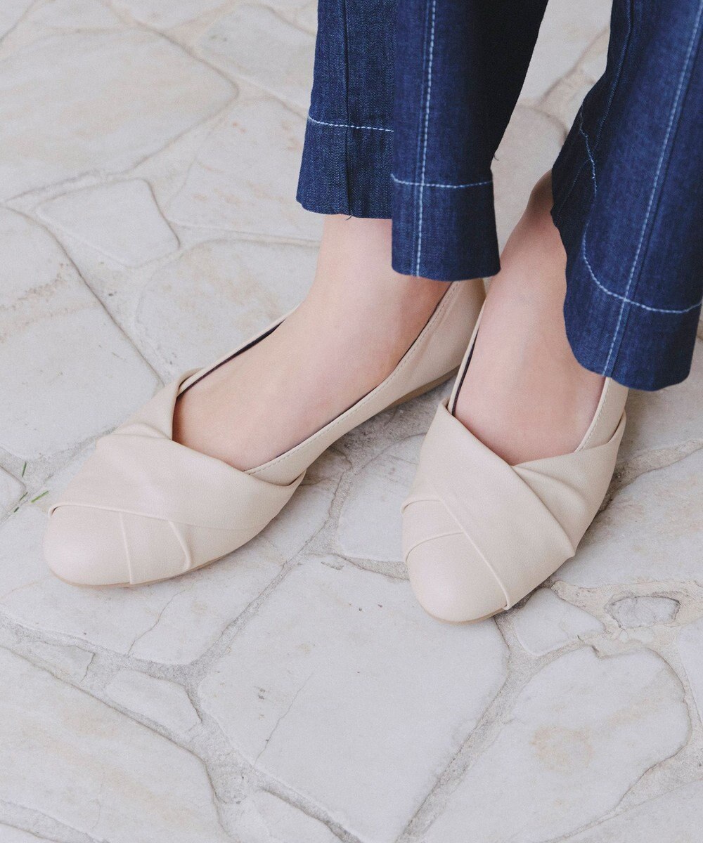 Tiaclasse 【安田美沙子さん/小倉優子さん着用】捻りデザインパンプス 