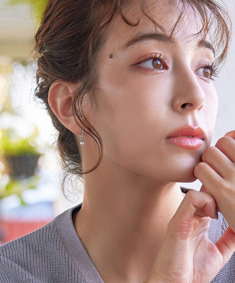 Tiaclasse 【金属アレルギー対応・養殖パール】ストーンバー＆パールピアス 