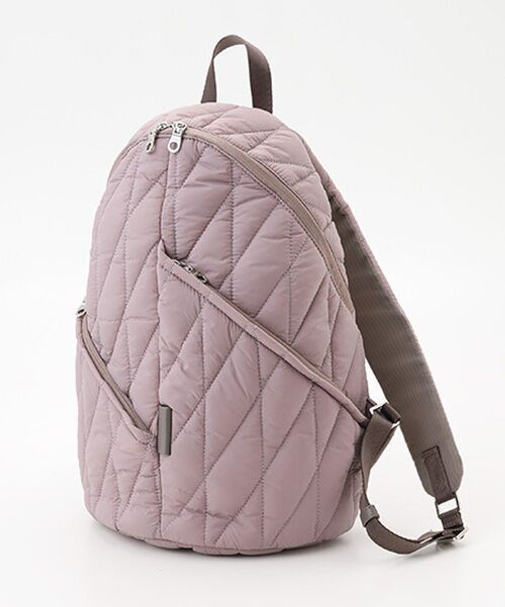 Y'SACCS バイアスキルトリュック 