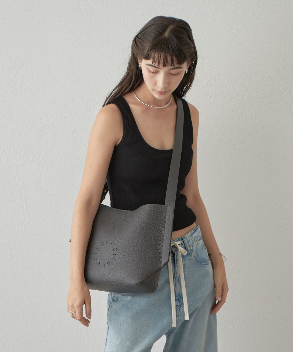 IACUCCI ルオータ ミディアムショルダー ALCE 