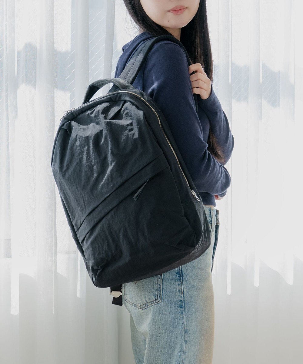 NIZYU KANO LIGHT NYLONリュック Mサイズ 