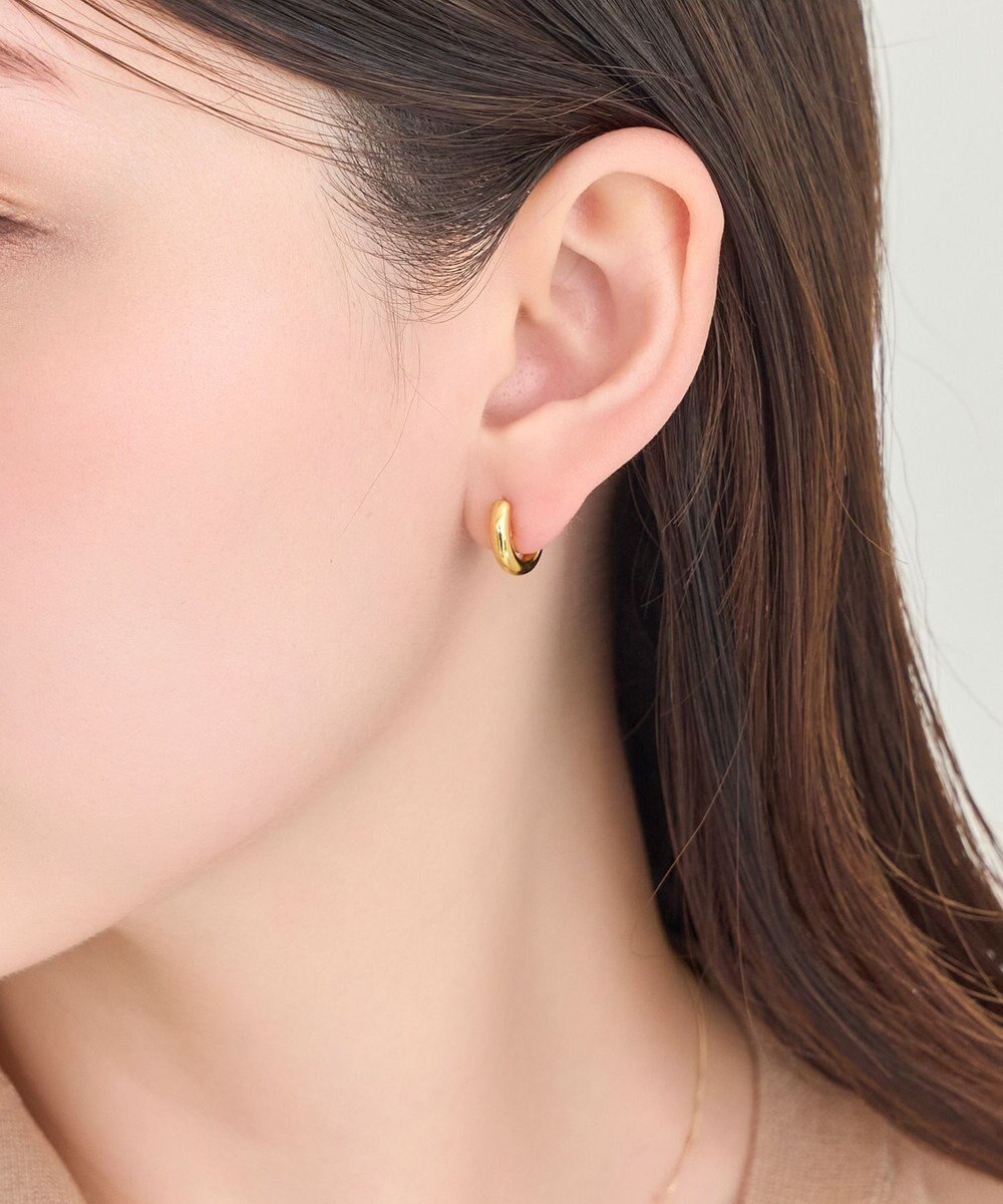Phoebe 【痛くないシリーズ/金属アレルギー対応】ミニマルストレートフープライトフィットイヤリング　ゴールド 