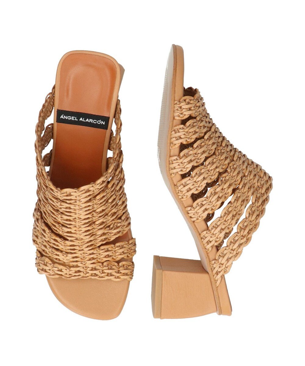 INTER-CHAUSSURES 【ANGEL ALARCON】チャンキーヒールラフィアサンダル 
