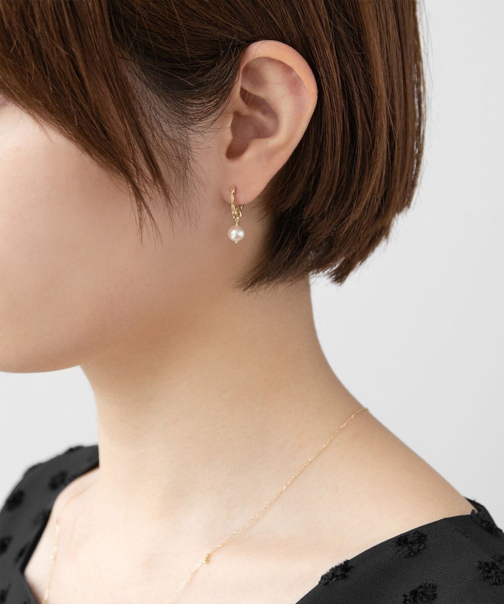 TOCCA 【WEB限定】DAISY PETAL HOOP PIERCED EARRINGS K10ゴールド 淡水パール 2WAYピアス 