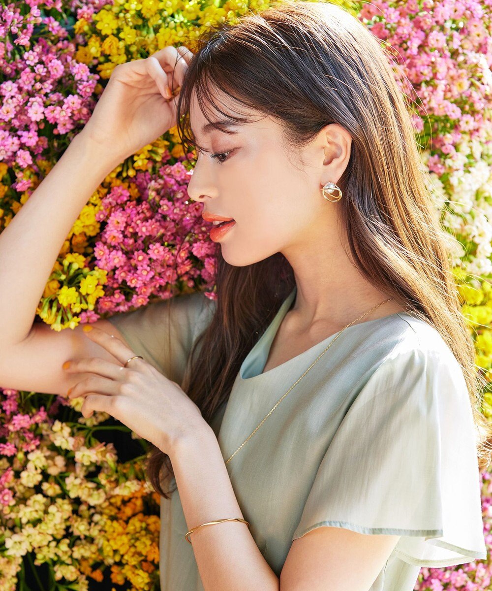 Tiaclasse 捻じりバングル 