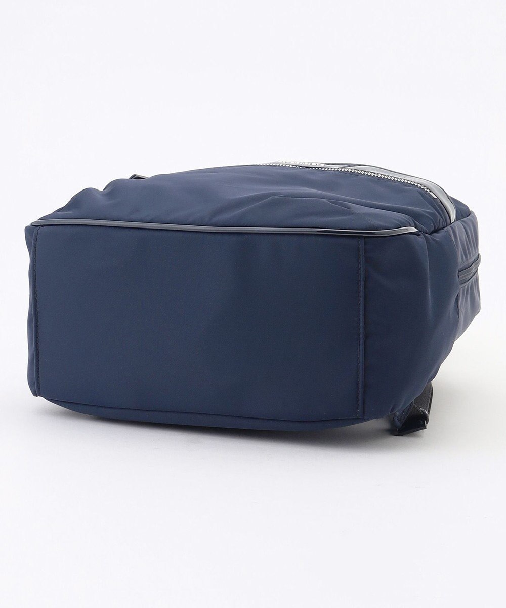 LA BAGAGERIE エナメルアクセントリュックサック 