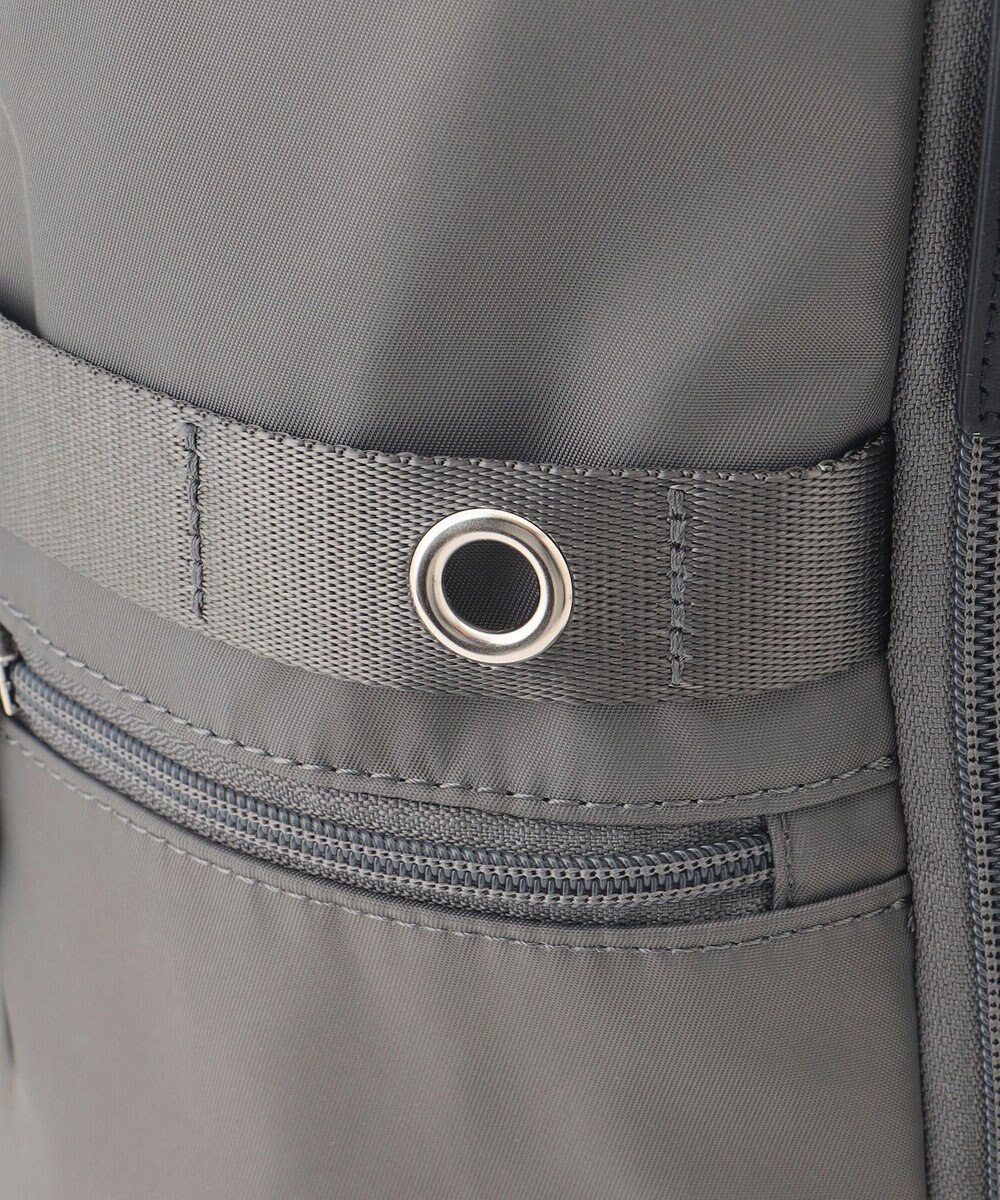 ICB 【人気のため新色追加・A4サイズ収納可・撥水】８ポケットナイロンリュック 