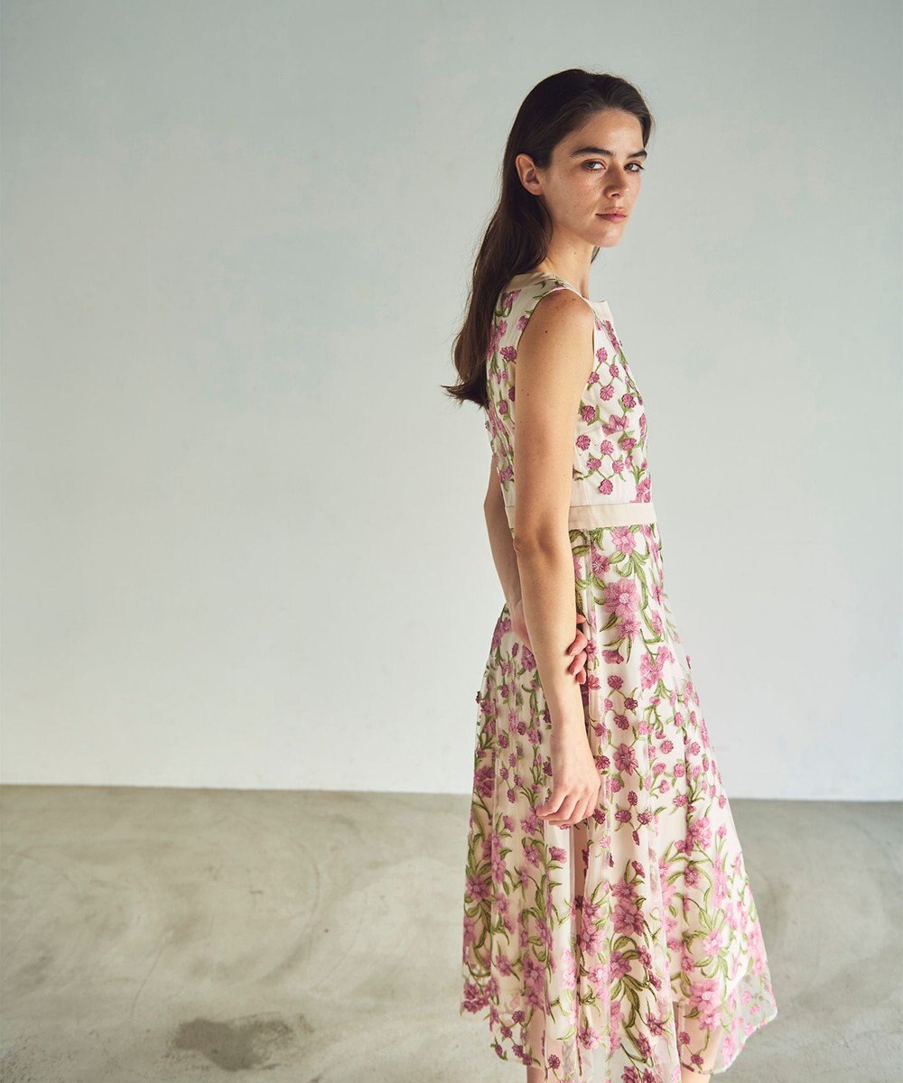 GRACE CONTINENTAL スモール3Dフラワードレス 