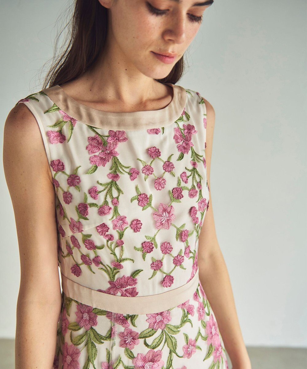 GRACE CONTINENTAL スモール3Dフラワードレス 