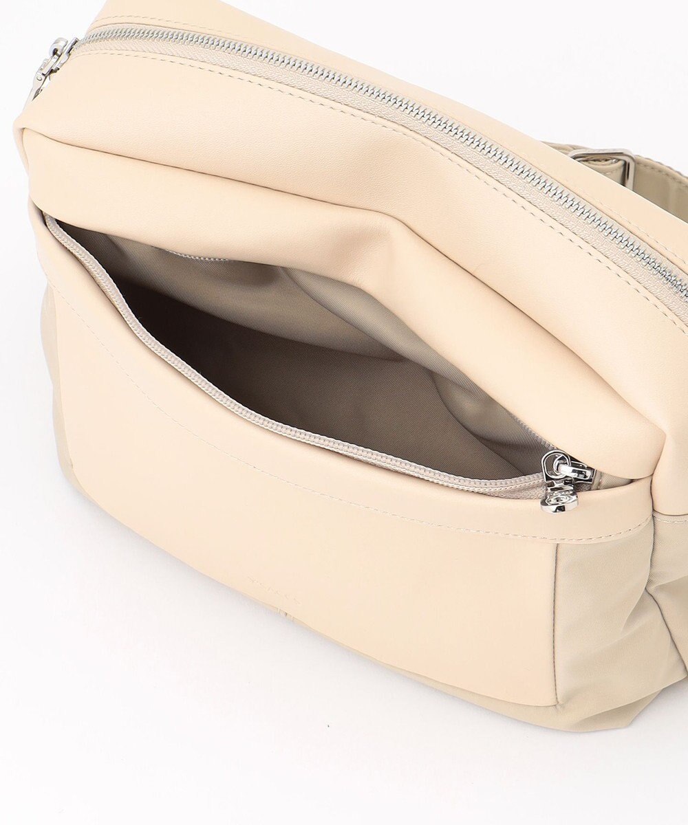 Y'SACCS ブロックモチーフショルダー 