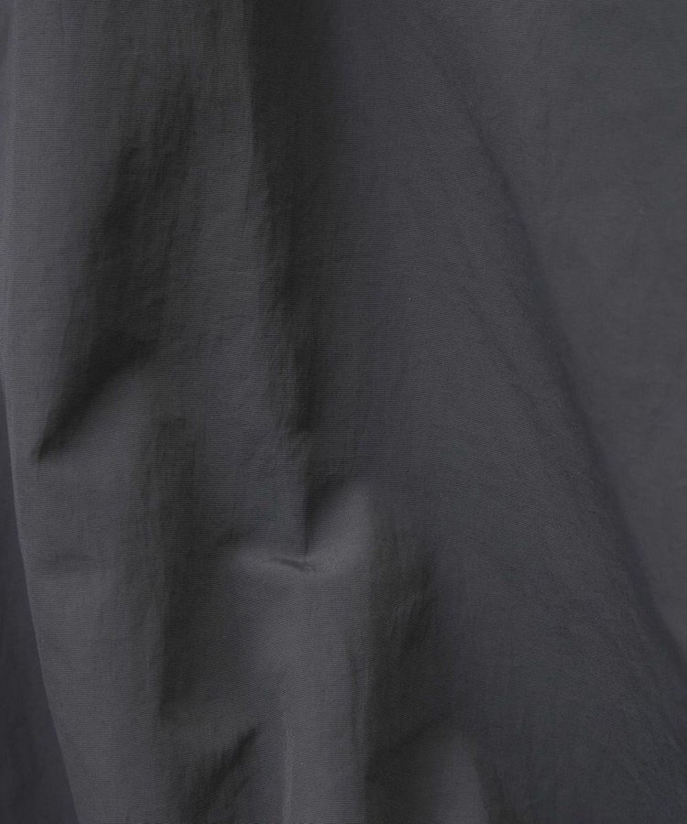 Green Parks ナイロンロゴＶネックプルオーバー 