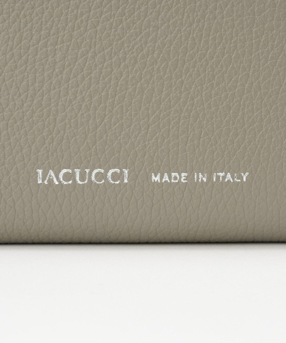 IACUCCI アバ ハーフウォレット CERVO 
