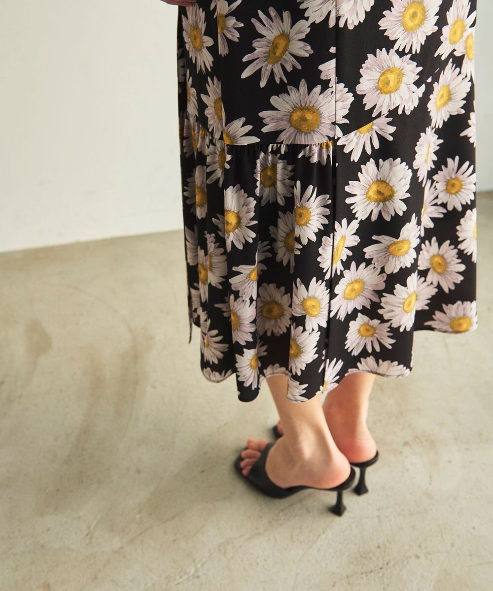 GRACE CONTINENTAL マーガレットフラワープリントスカート 