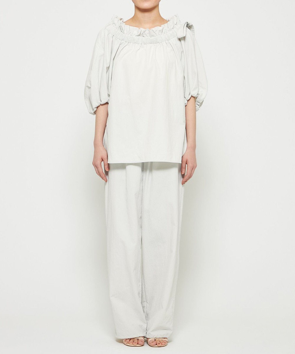 uncrave ライトプルーフナイロン オフショルブラウス 