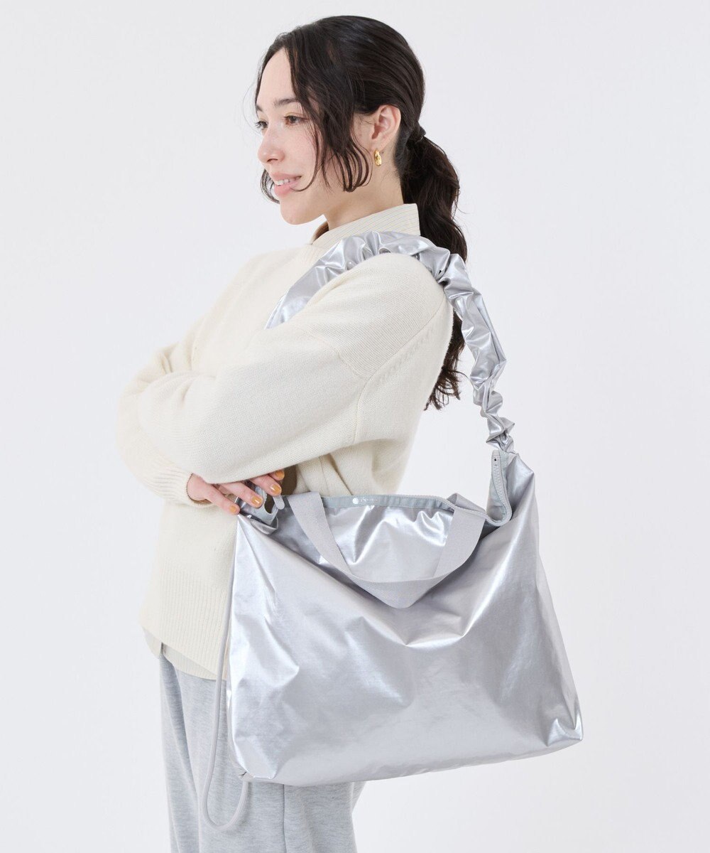 LeSportsac GH DAILY TOTE/フロストシルバーシャイン 