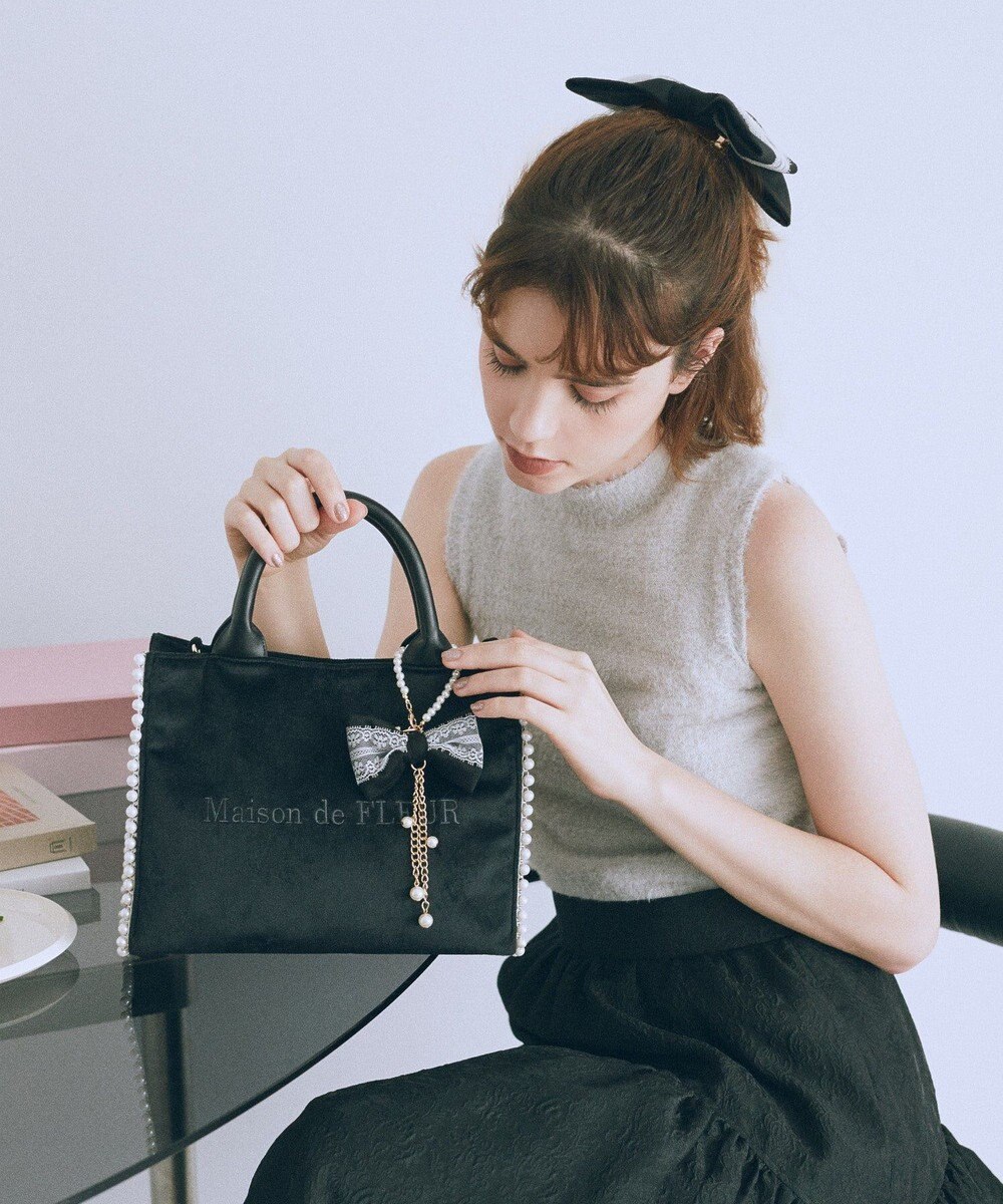 Maison de FLEUR ベロアレースリボンチャーム 