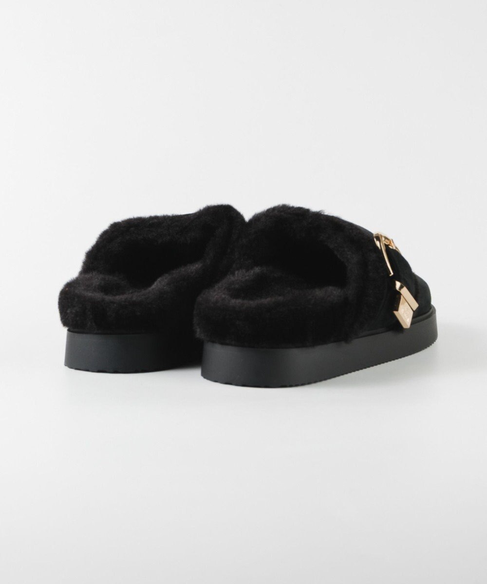 STEVE MADDEN COZY-UP ファーバックルサボ 