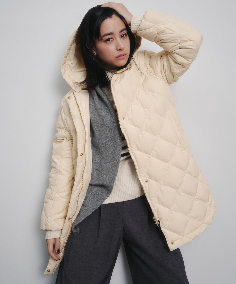 UNFILO 【WEB/一部店舗限定】ふわふわニット 三角ストール 