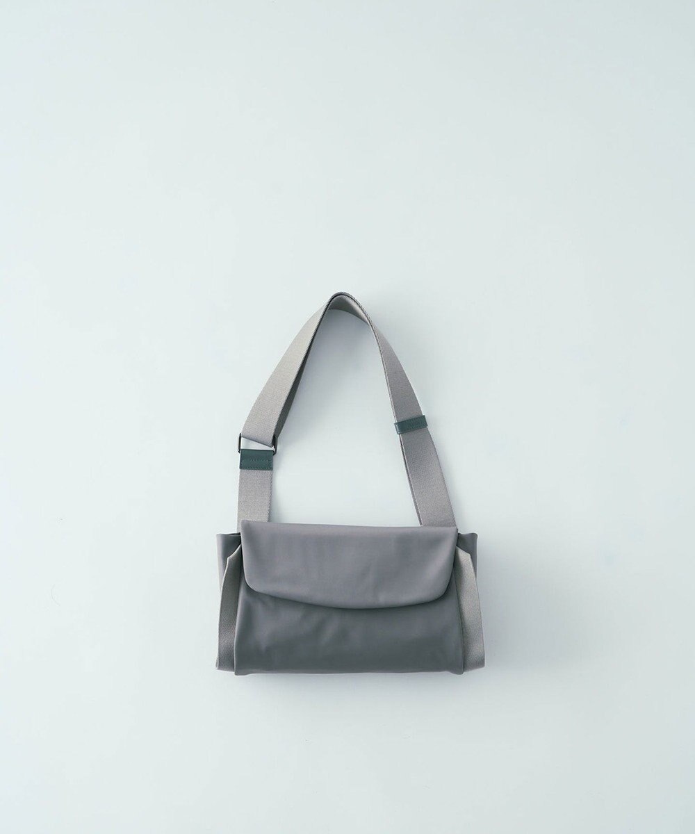 MIYABIYA LAQUOH【撥水加工】ミニマルナイロン ボディバッグ 