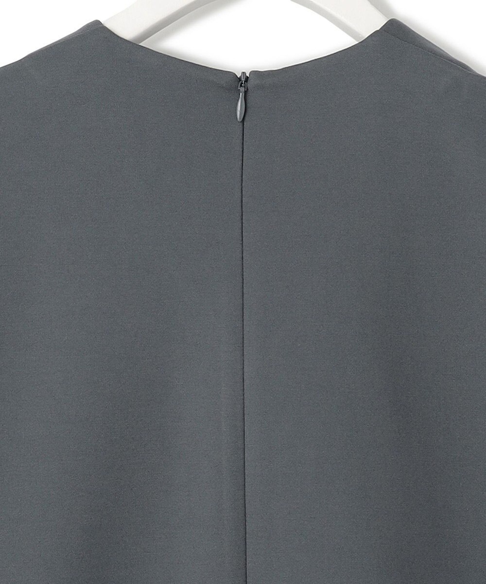 ICB 【WEB限定・洗える】ストレッチポンチ Vネックワンピース 