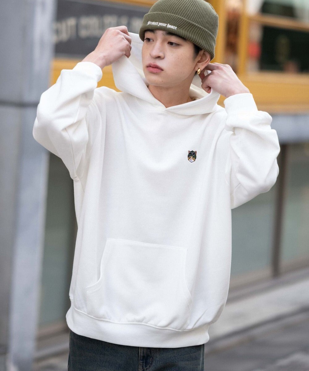 WEGO 【ユニセックス着用ITEM/SMLサイズ展開/裏起毛】ワンポイント刺繍プルパーカー 