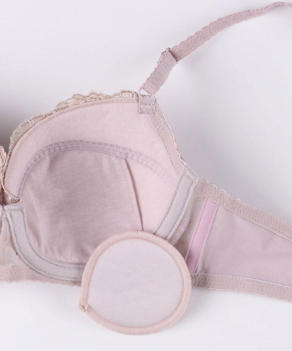 Wing ブラジャー 軽くしなやかな樹脂ワイヤー ソフトなつけごこち ボリューム調整が可能 【しなやかワイヤーブラ】 Aカップあり 小さいサイズ ブラ KB2427 ウイング／ワコール 