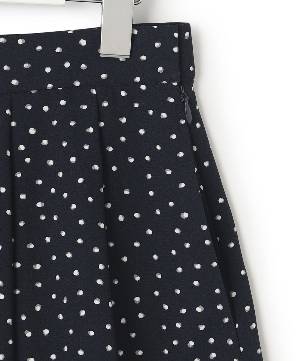 23区 【セットアップ対応/洗える】バックサテンアムンゼン ドットプリント スカート 