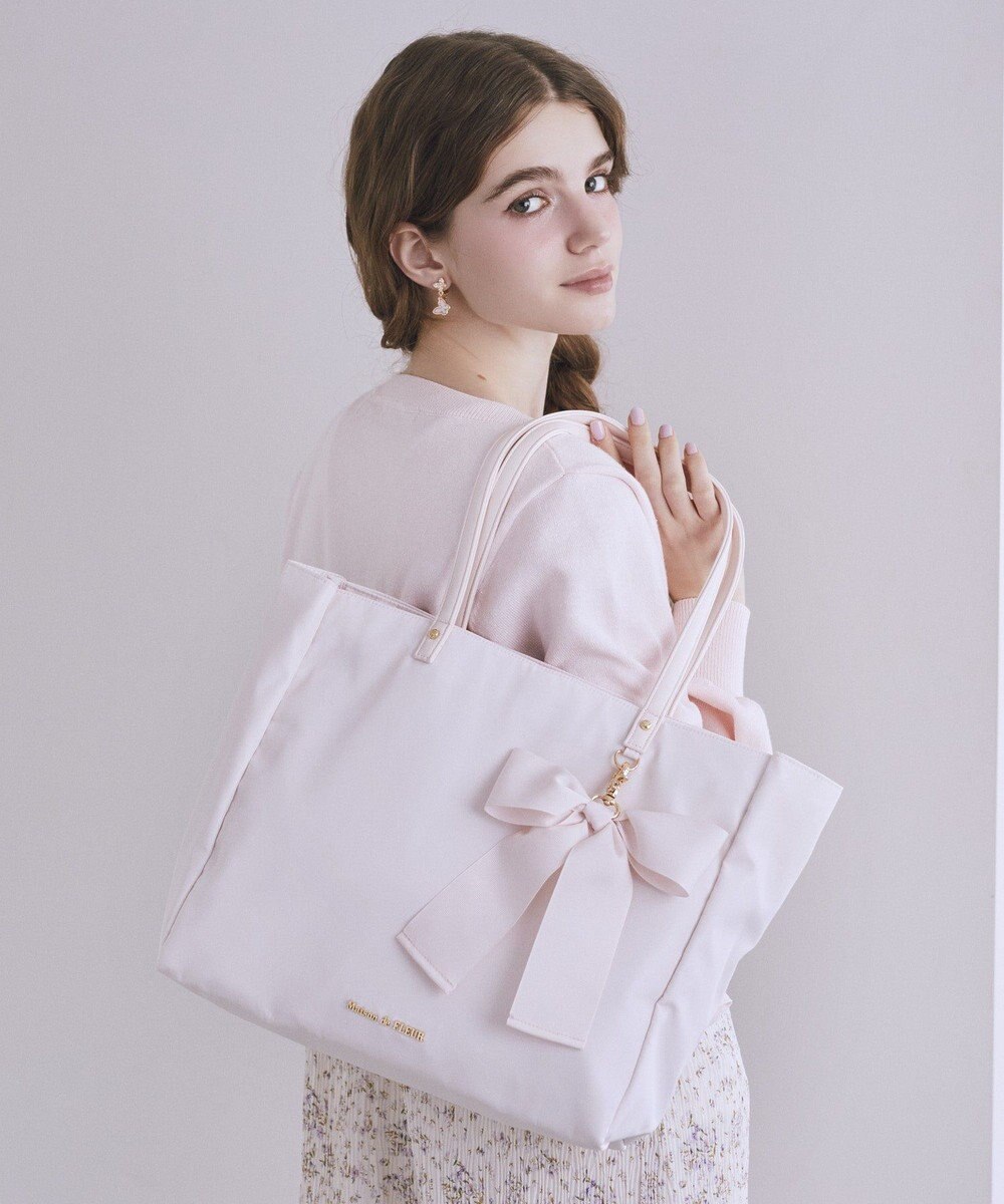Maison de FLEUR リボンチャーム付き3ルームトートバッグ 